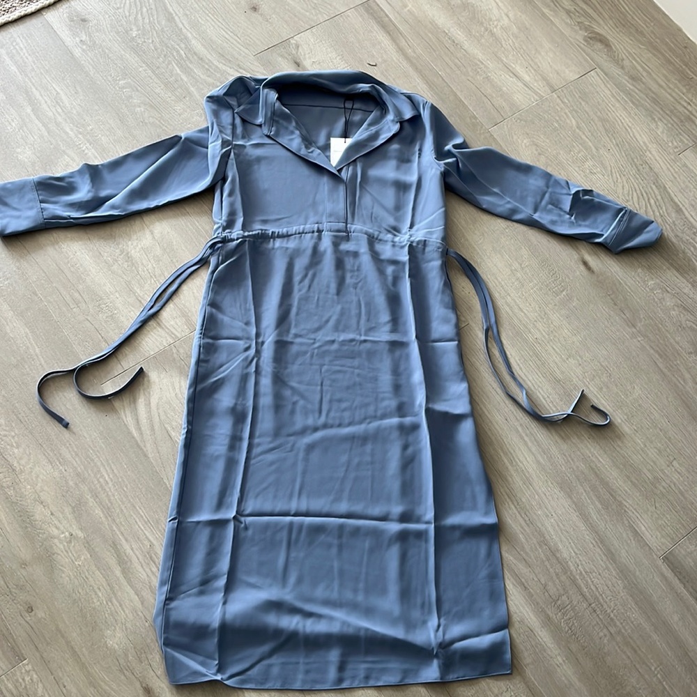 Theory light blue dress. Size 00. Never worn. With tags